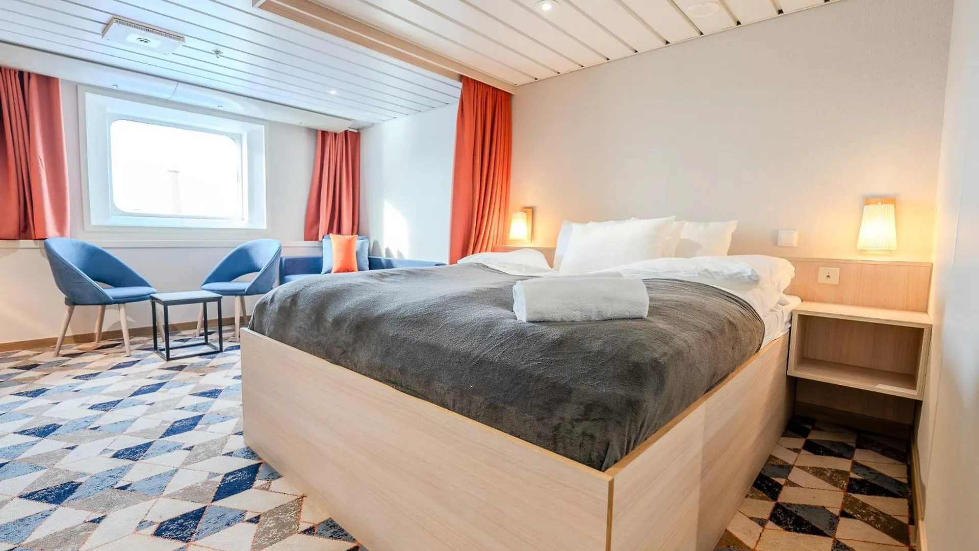 Hotel Dfds Ferry - Newcastle To Amsterdam